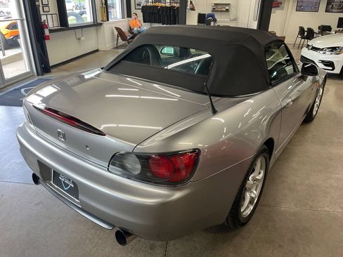 Used 2001 Honda S2000 image 16