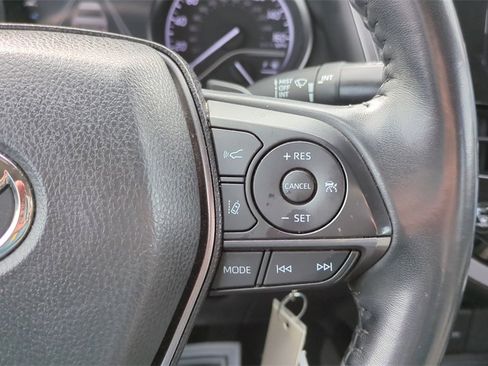 Used 2023 Toyota Camry SE image 22