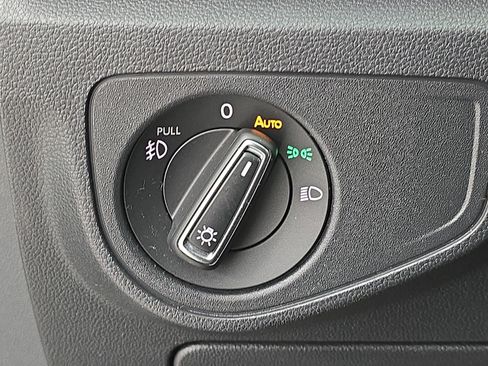 Used 2019 Volkswagen Atlas SE image 27