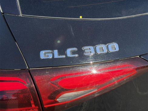 Used 2024 Mercedes-Benz GLC 300 image 25
