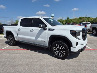 Used 2025 GMC Sierra 1500 AT4 w/ AT4 Premium Package
