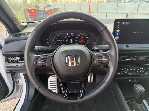 Used 2024 Honda Accord Sport image 14
