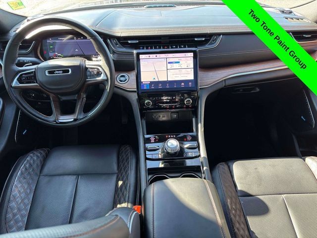 Used 2024 Jeep Grand Cherokee Summit AWD/4WD image 30