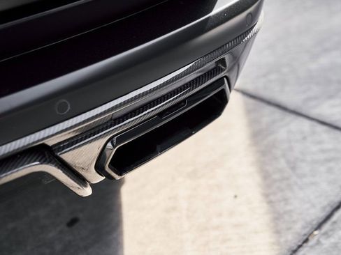 Used 2024 Land Rover Range Rover Long Wheelbase SE image 20