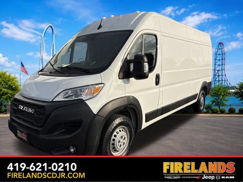 Used 2024 RAM ProMaster 2500 w/ Convenience Group FWD image 1