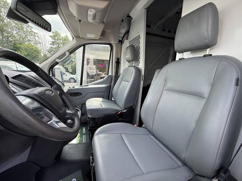Used 2019 Ford Transit 250 148 Medium Roof RWD image 14