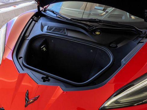 Used 2021 Chevrolet Corvette Stingray Preferred Conv w/ Z51 Performance Package RWD image 31