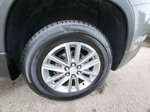Certified 2023 Chevrolet Traverse LT image 36