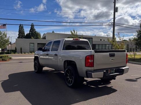Used 2009 Chevrolet Silverado 1500 LT w/ Power Pack Plus AWD/4WD image 7