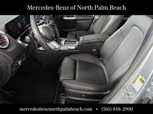 Used 2025 Mercedes-Benz GLB 250 image 9