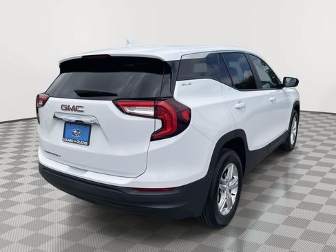 Used 2023 GMC Terrain SLE FWD image 8