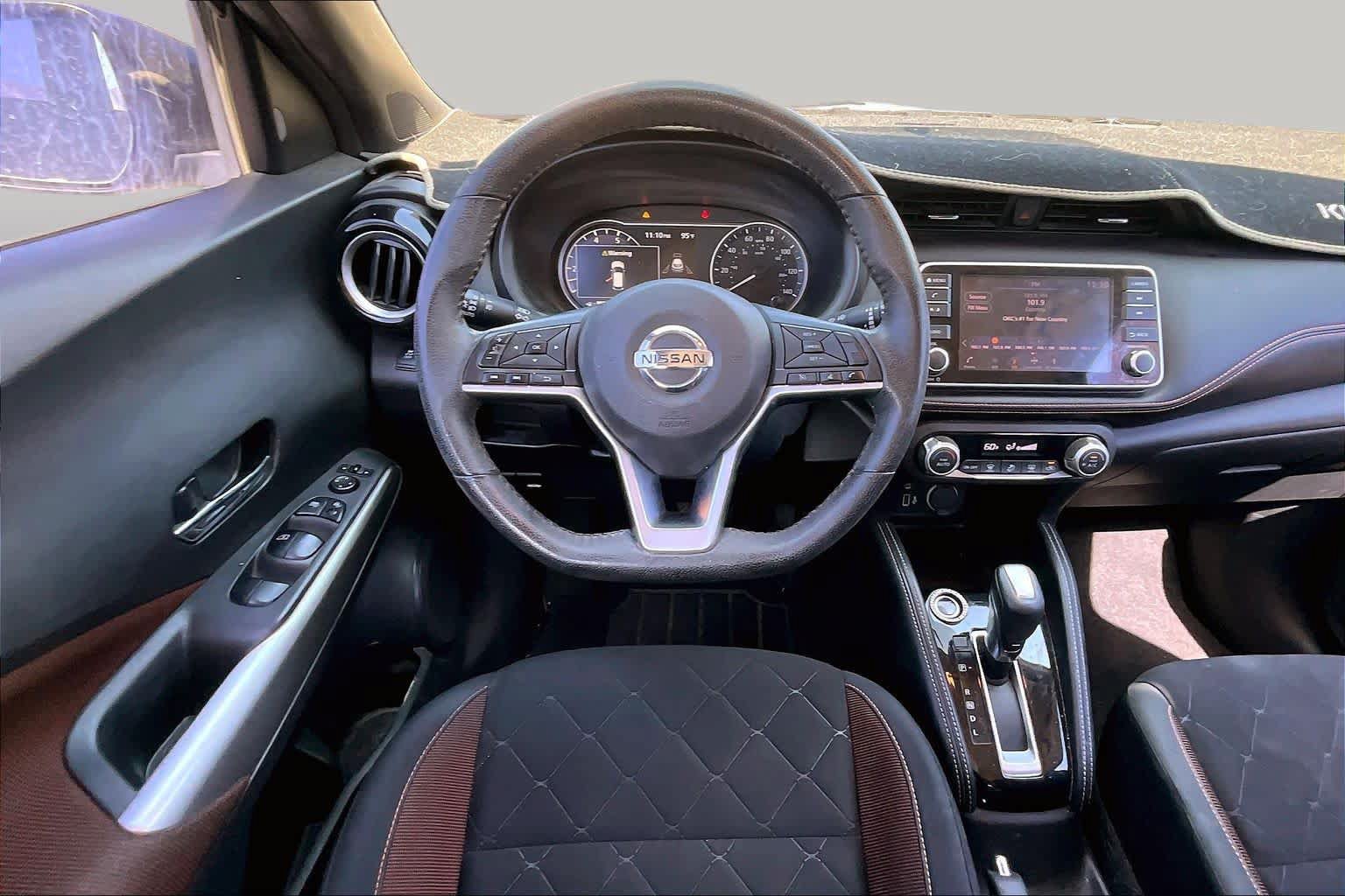 Used 2018 Nissan Kicks SR w/ Exterior Package FWD image 5