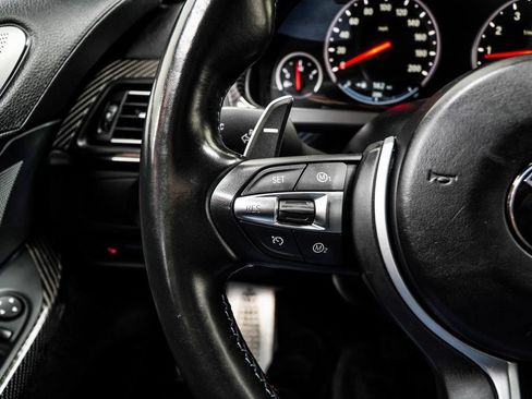 Used 2017 BMW M6 Coupe image 32