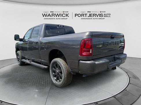New 2026 RAM 2500 Big Horn AWD/4WD image 3