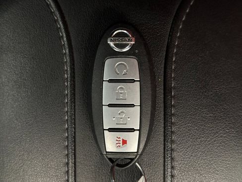 Used 2019 Nissan Rogue Sport SL image 17