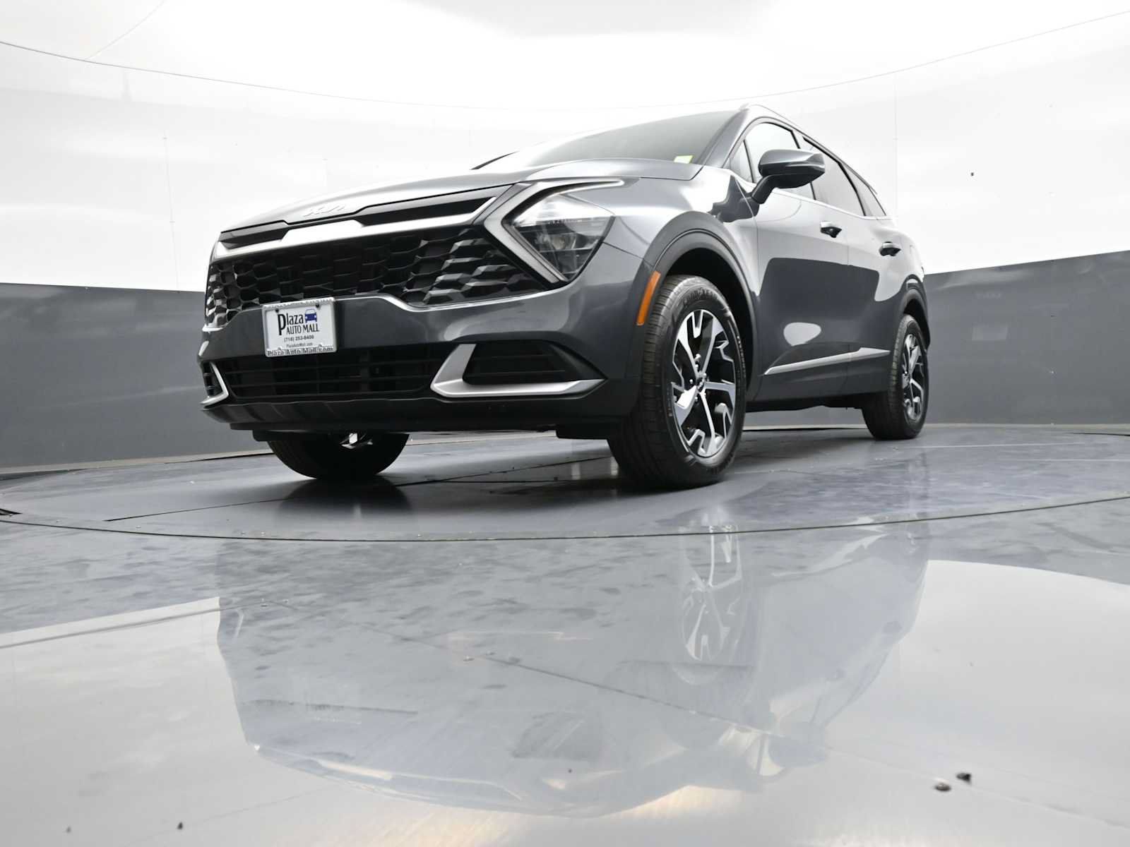 Certified 2023 Kia Sportage EX AWD/4WD image 25