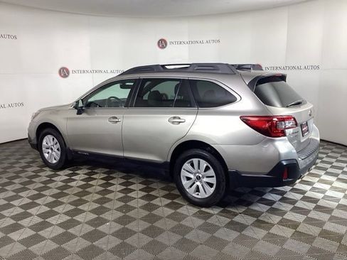 Used 2019 Subaru Outback 2.5i Premium image 6