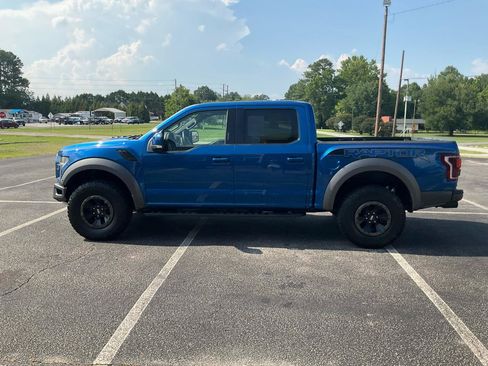 Used 2017 Ford F150 Raptor w/ Equipment Group 802A Luxury AWD/4WD image 9