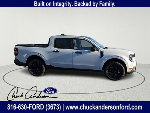 New 2025 Ford Maverick XLT w/ Black Appearance Package image 8