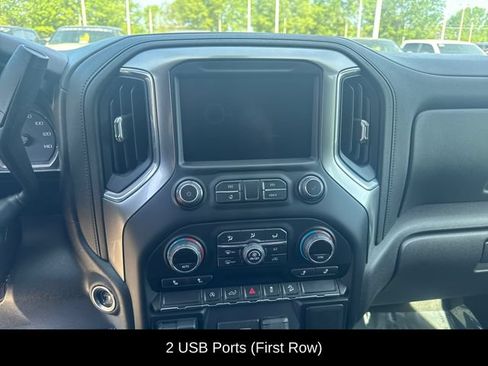Used 2021 Chevrolet Silverado 1500 RST AWD/4WD image 13