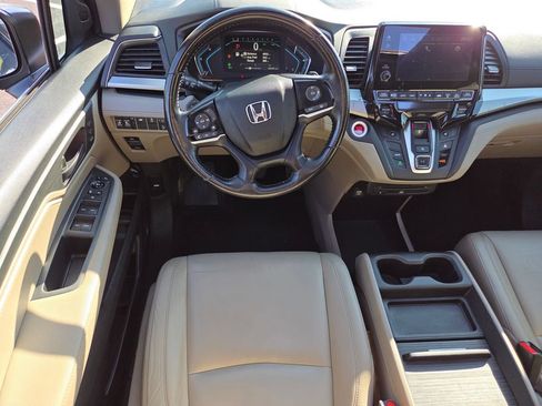 Certified 2018 Honda Odyssey EX-L image 33