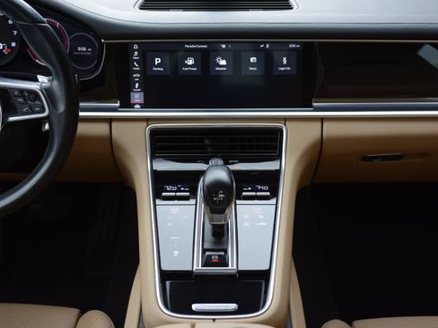 Certified 2019 Porsche Panamera 4 AWD/4WD image 16