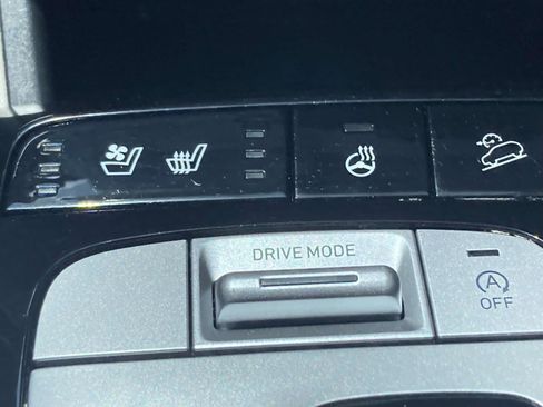 Used 2022 Hyundai Tucson Limited image 25