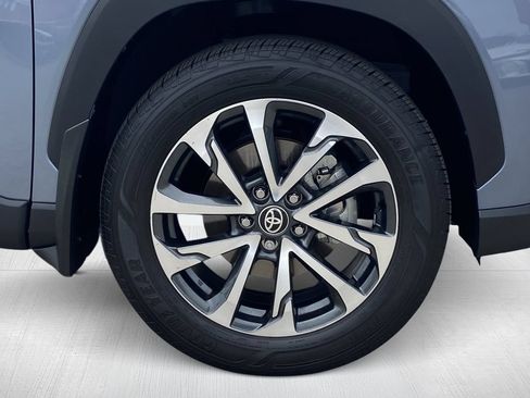 Certified 2024 Toyota Corolla Cross XLE w/ Convenience Package FWD image 14