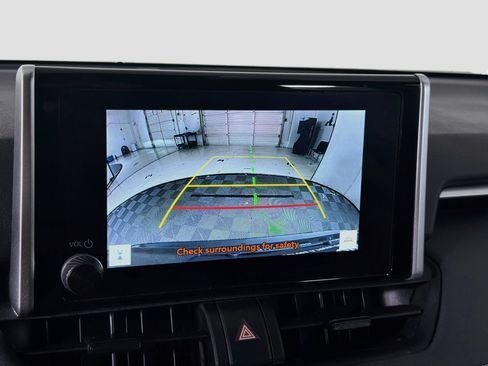 Used 2025 Toyota RAV4 LE FWD image 21