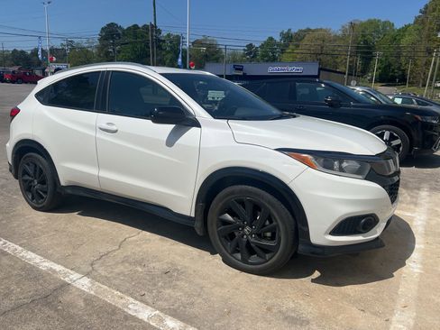 Used 2022 Honda HR-V Sport image 2