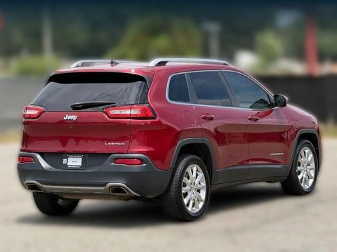 Used 2016 Jeep Cherokee Limited FWD image 9