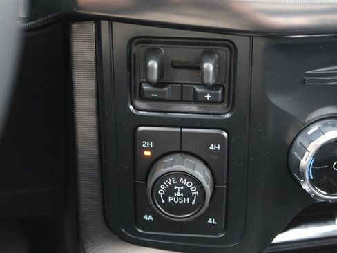 New 2025 Ford F150 Platinum w/ Equipment Group 702A High image 39