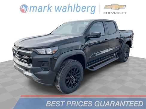 New 2026 Chevrolet Colorado Trail Boss AWD/4WD image 1