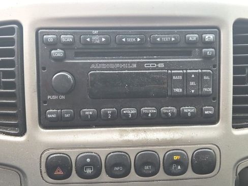 Used 2007 Ford Escape Limited image 19