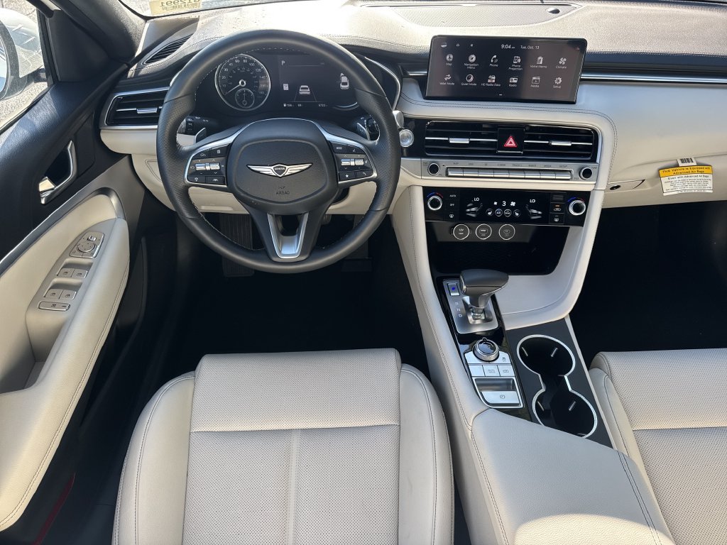 Used 2025 Genesis G70 2.5T RWD image 22