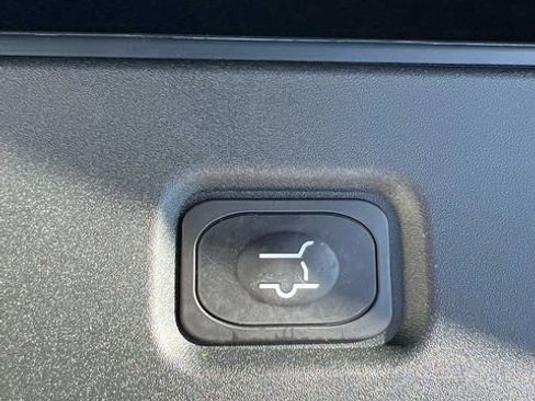 Used 2026 Ford Expedition Tremor AWD/4WD image 21