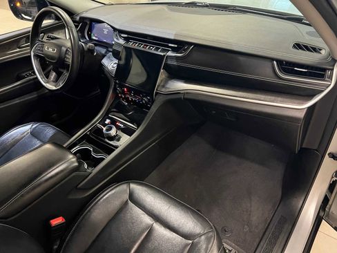 Used 2021 Jeep Grand Cherokee L Limited w/ Trailer Tow Group (B) image 15