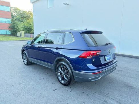 Used 2024 Volkswagen Tiguan SE AWD/4WD image 9