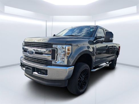 Used 2018 Ford F250 XLT image 7