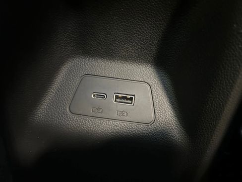 Used 2025 Buick Envision Sport Touring AWD/4WD image 14