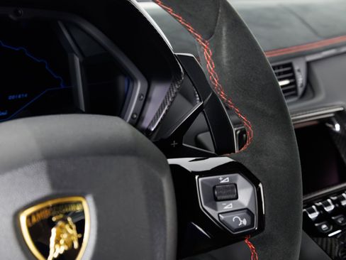 Used 2016 Lamborghini Aventador LP 750-4 Superveloce AWD/4WD image 24