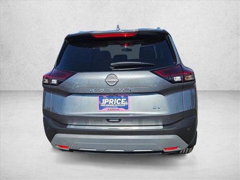 Used 2023 Nissan Rogue SV w/ SV Premium B Package image 6