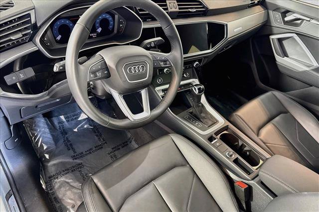 Used 2025 Audi Q3 2.0T Premium AWD/4WD image 9