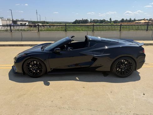 Used 2024 Chevrolet Corvette Z06 w/ Battery Protection Package RWD image 14