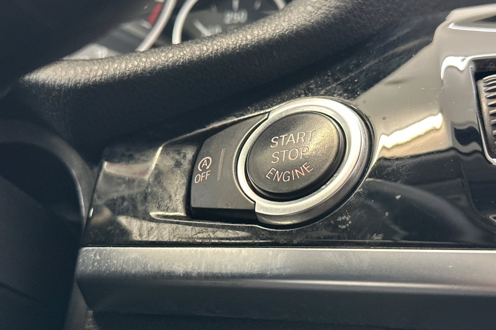 Used 2016 BMW X3 xDrive28i AWD/4WD image 16
