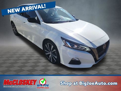 Used 2020 Nissan Altima 2.5 SR image 1