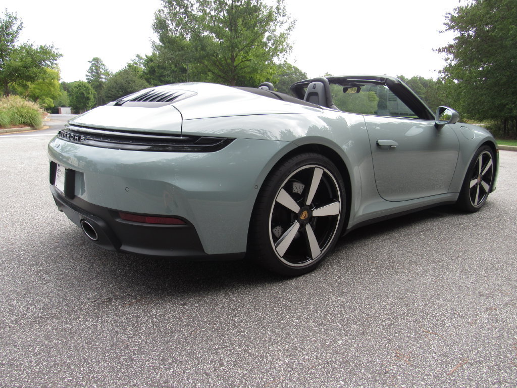 Certified 2025 Porsche 911 Carrera RWD image 8