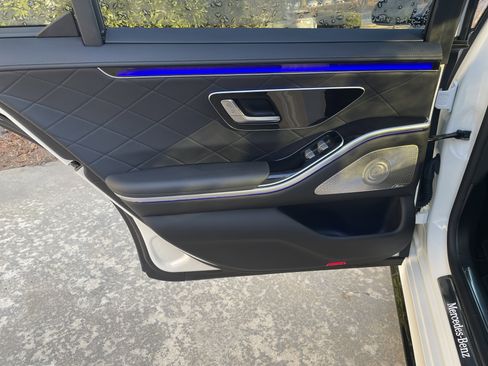 Certified 2022 Mercedes-Benz S 580 4MATIC Sedan image 36