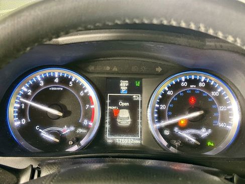 Used 2016 Toyota Highlander Limited Platinum image 14