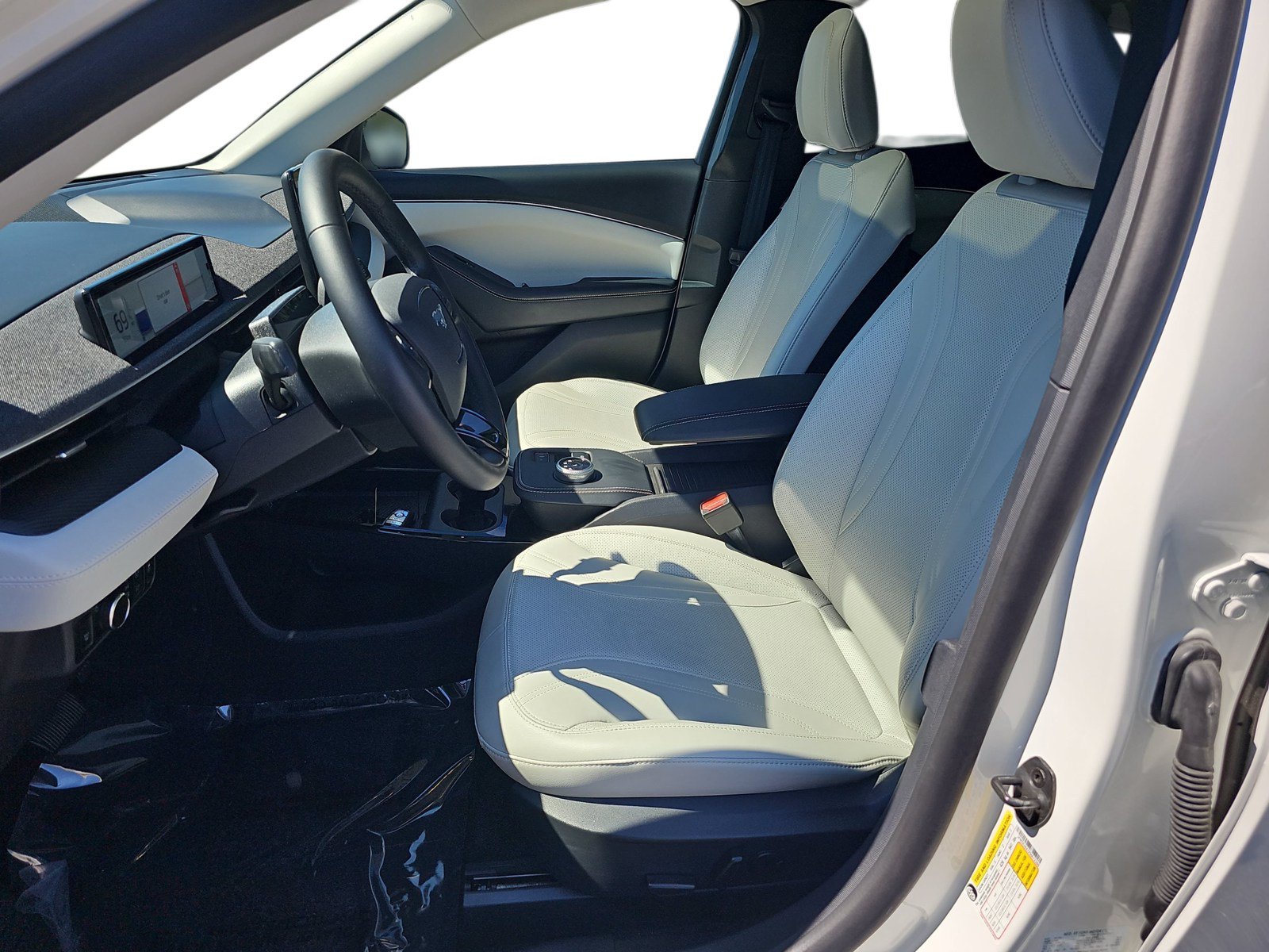 Used 2023 Ford Mustang Mach-E Premium RWD image 12